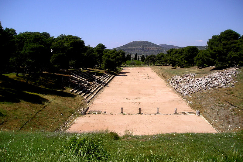 Первый олимпийский стадион. Стадион в Олимпии в древней Греции. Стадион в Олимпии Олимпия. Олимпия стадион древняя Греция. Олимпийсике ст адионы в олмпи древняя Греция.
